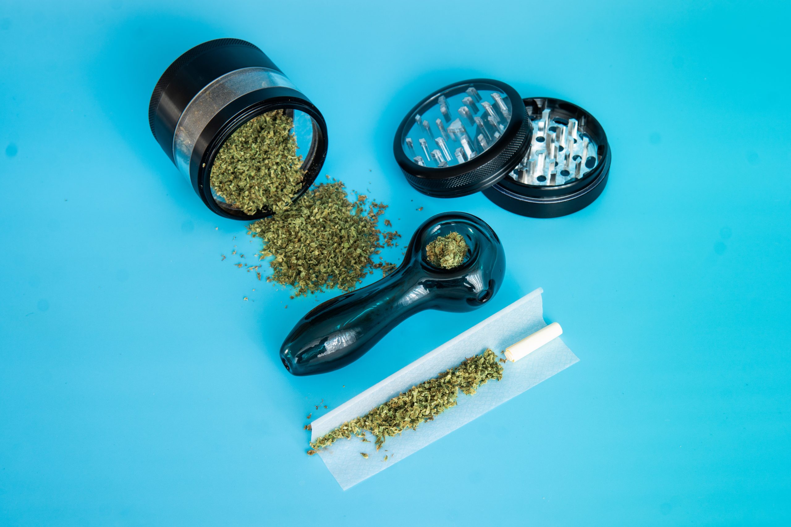 Must-Have Tools & Accessories for Cannabis Enthusiasts